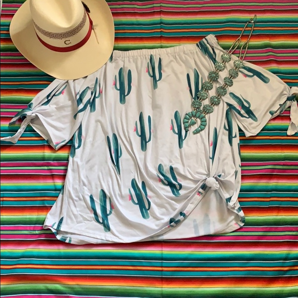 Cactus Print off-shoulder top